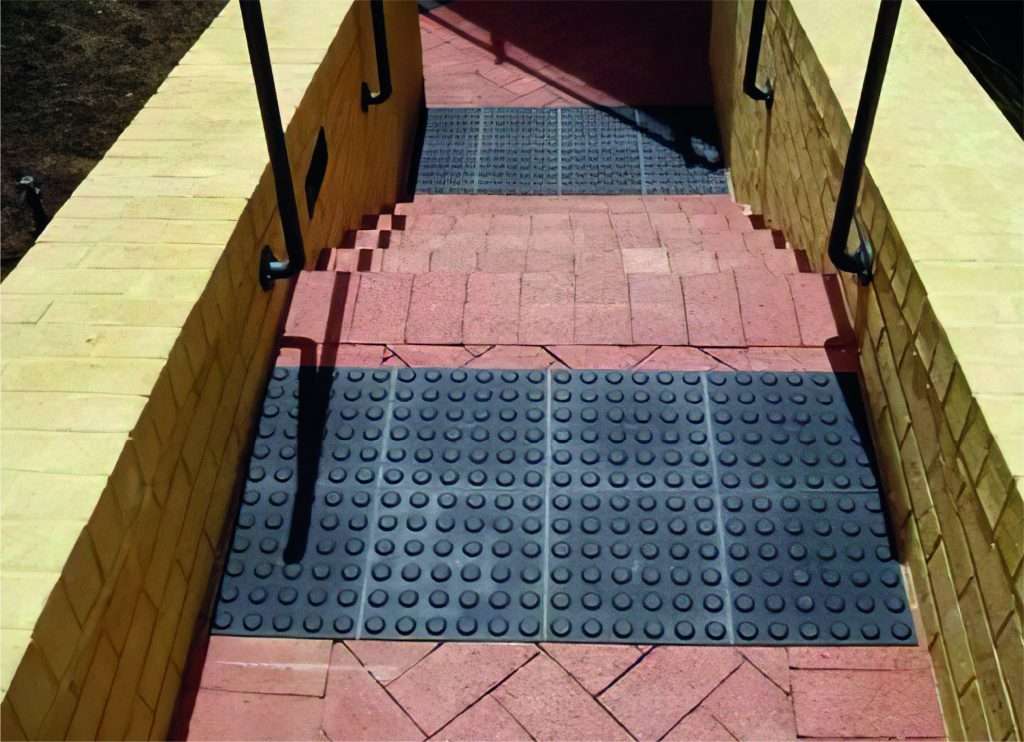 Adoquín Podotáctil